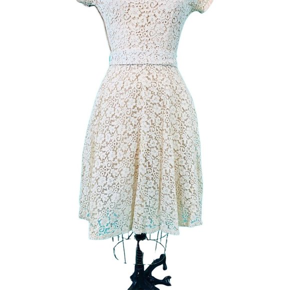 Vintage 1950s Cream Lace Dress Scoop Neck Cocktail Fit N Flare | W 25" - Picture 4 of 8